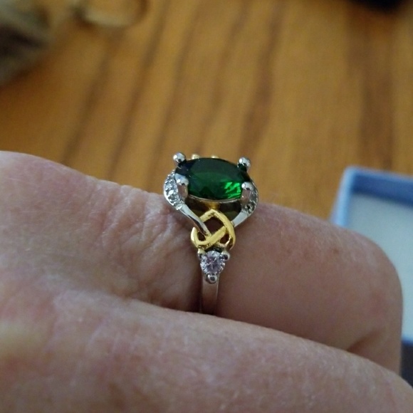 Sold - Picture 3 of 4